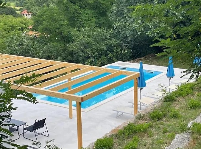 Appartement Juranic Ii With Pool Baška