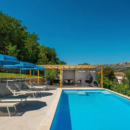 Apartamento Juranic Ii With Pool Baška