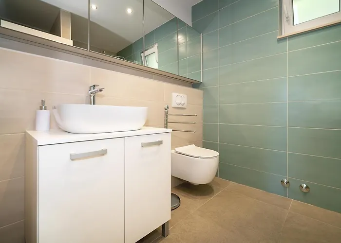 Juranic Ii With Pool * Baška