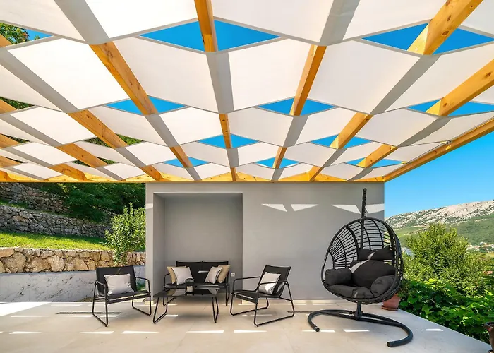 Juranic Ii With Pool Daire *